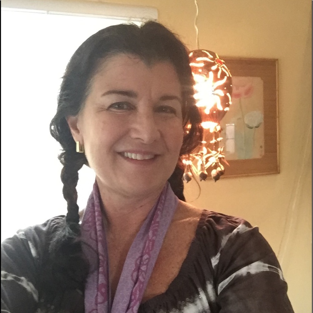 Meet your Posher, Joy